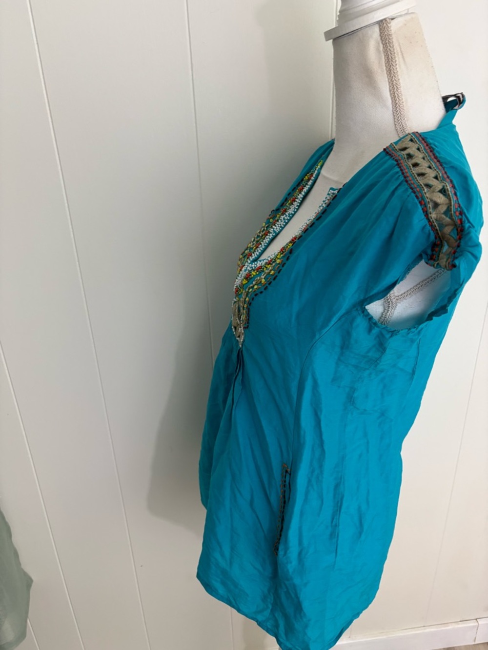 Nanette Lepore Turquoise Embroidered V-Neck Tunic - Picture 6 of 9